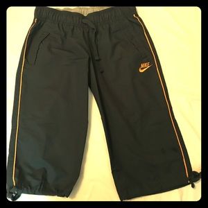 Nike sportswear Capri pants
